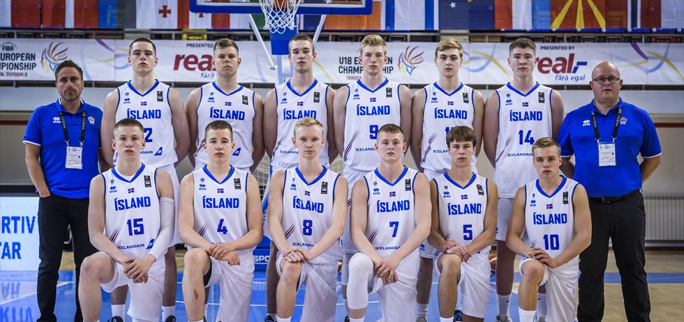 EM U18 drengja · Ísland í 11. sæti