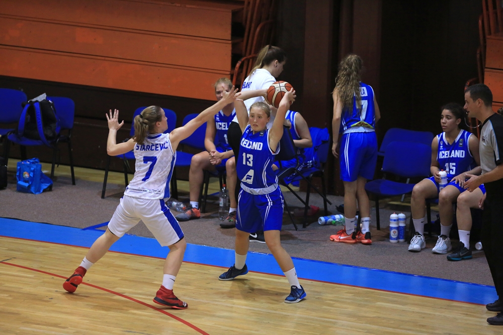 EM U18 kvenna: Ísland - Bosnia