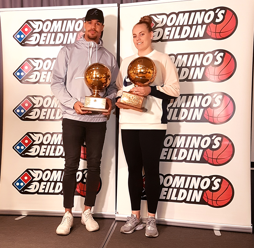 Domino's deild kvenna og karla · Kristófer og Helena valin leikmenn ársins!
